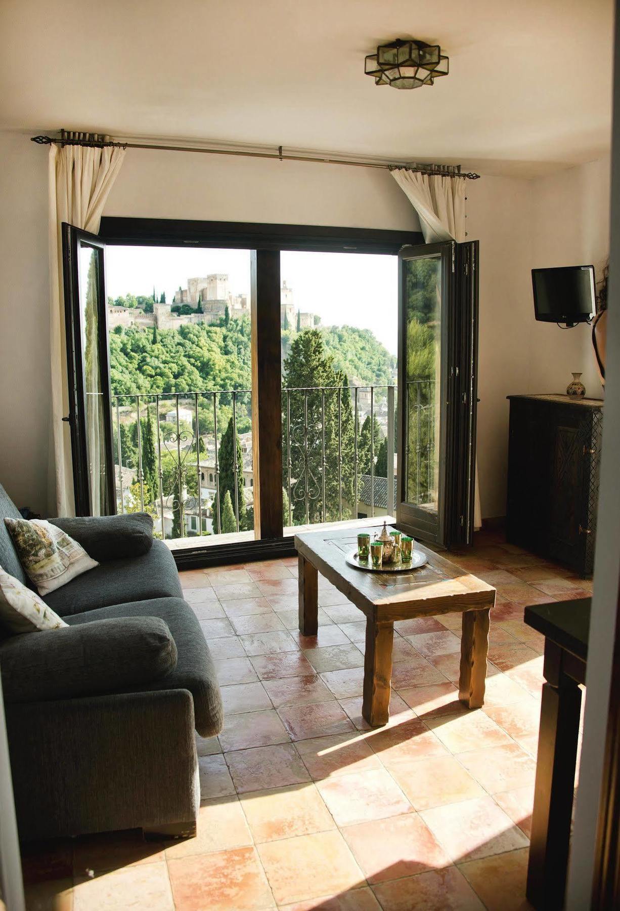 Apartamentos Montesclaros Гранада Екстериор снимка